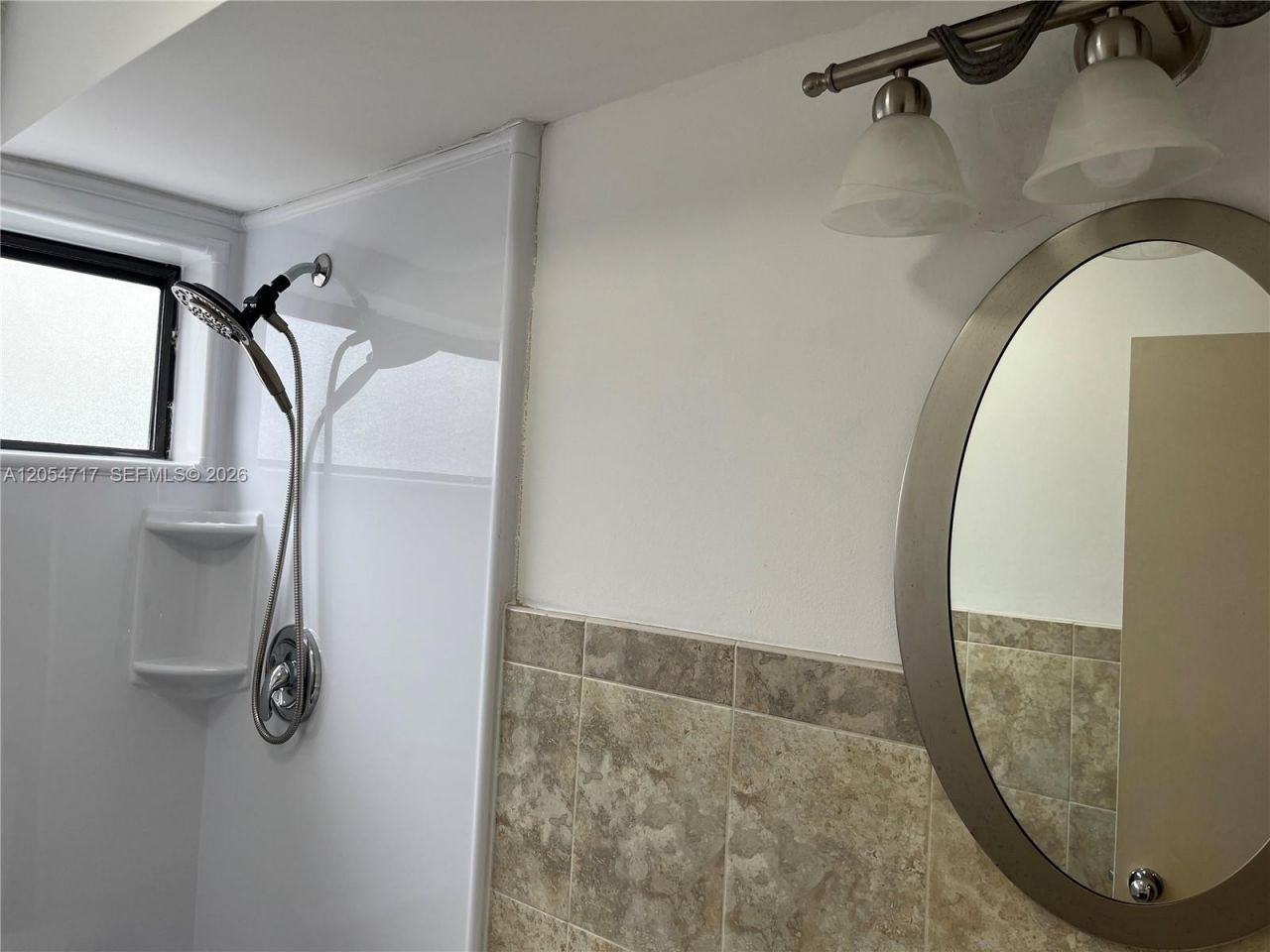 709 Curtiss Pkwy, Unit 11, Miami Springs, FL 33166 Photo