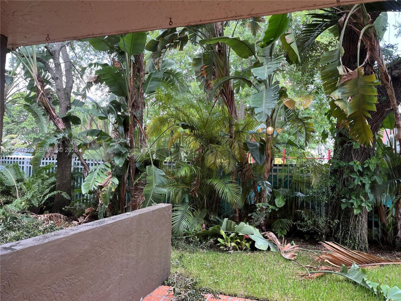 709 Curtiss Pkwy, Unit 11, Miami Springs, FL 33166 Photo