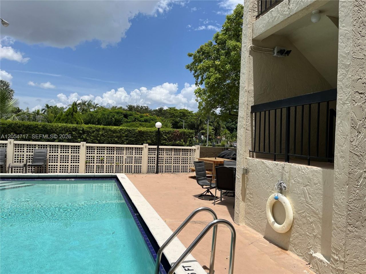 709 Curtiss Pkwy, Unit 11, Miami Springs, FL 33166 Photo