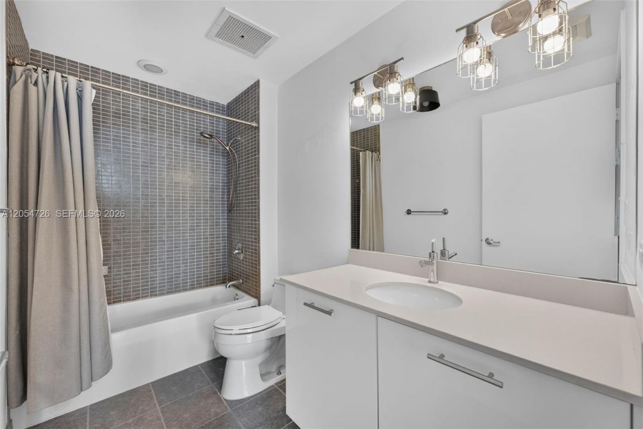 3470 E Coast Ave , Unit H0505, Miami, FL 33137 Photo