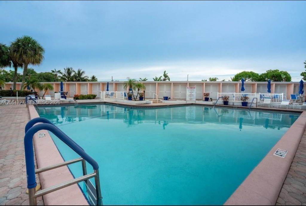 2201 NE 66th St, Unit 1302, Fort Lauderdale, FL 33308 Photo