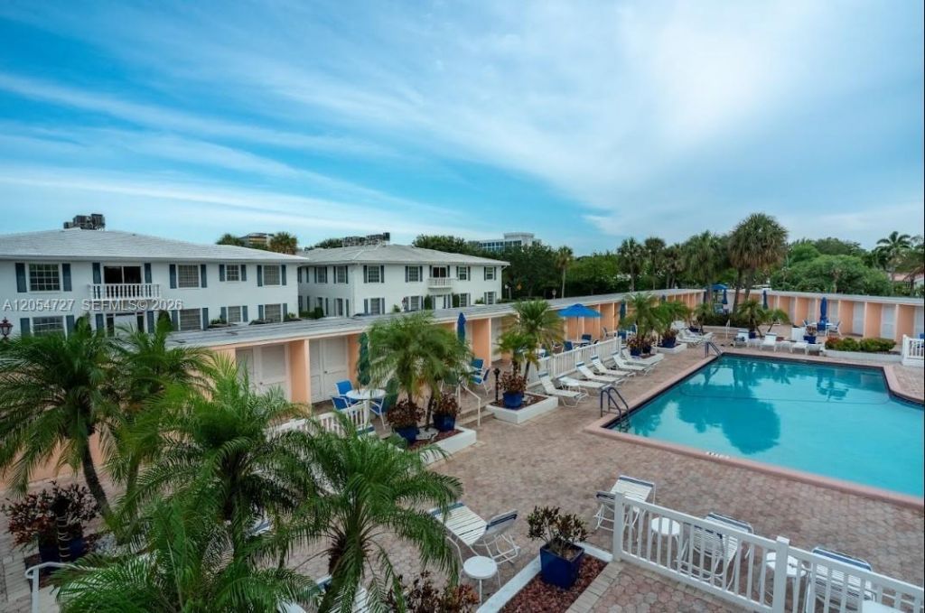 2201 NE 66th St, Unit 1302, Fort Lauderdale, FL 33308 Photo