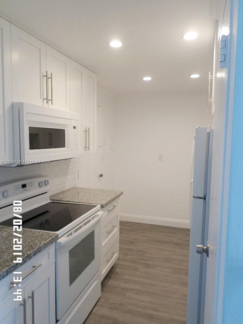 1865 79th St Cswy , Unit 6J, North Bay Village, FL 33141 Photo