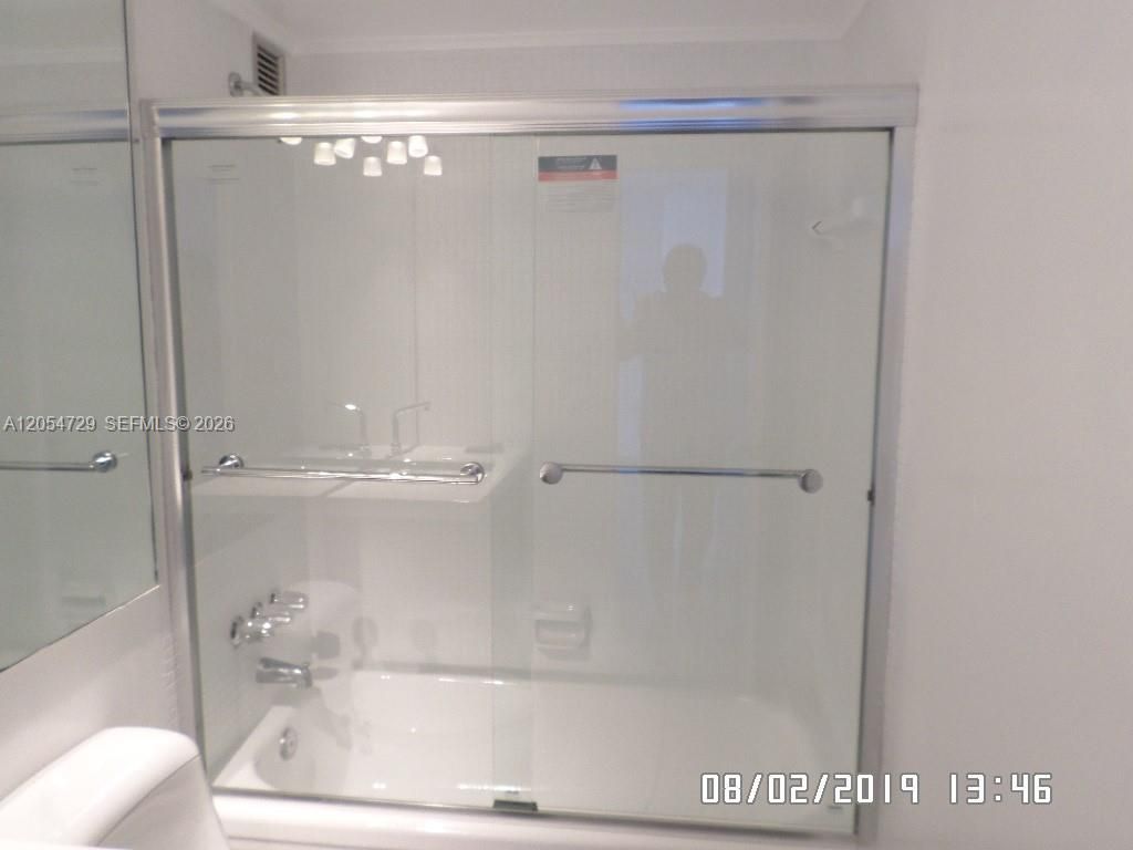 1865 79th St Cswy , Unit 6J, North Bay Village, FL 33141 Photo