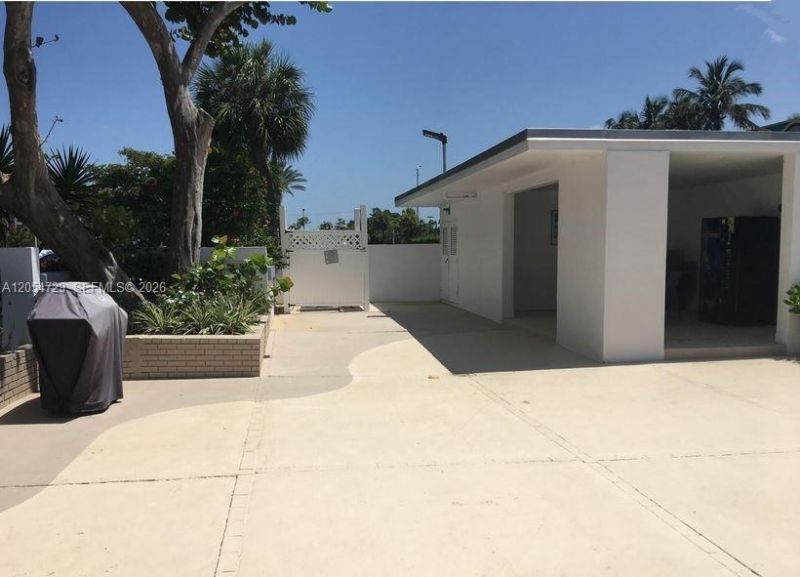 1865 79th St Cswy , Unit 6J, North Bay Village, FL 33141 Photo