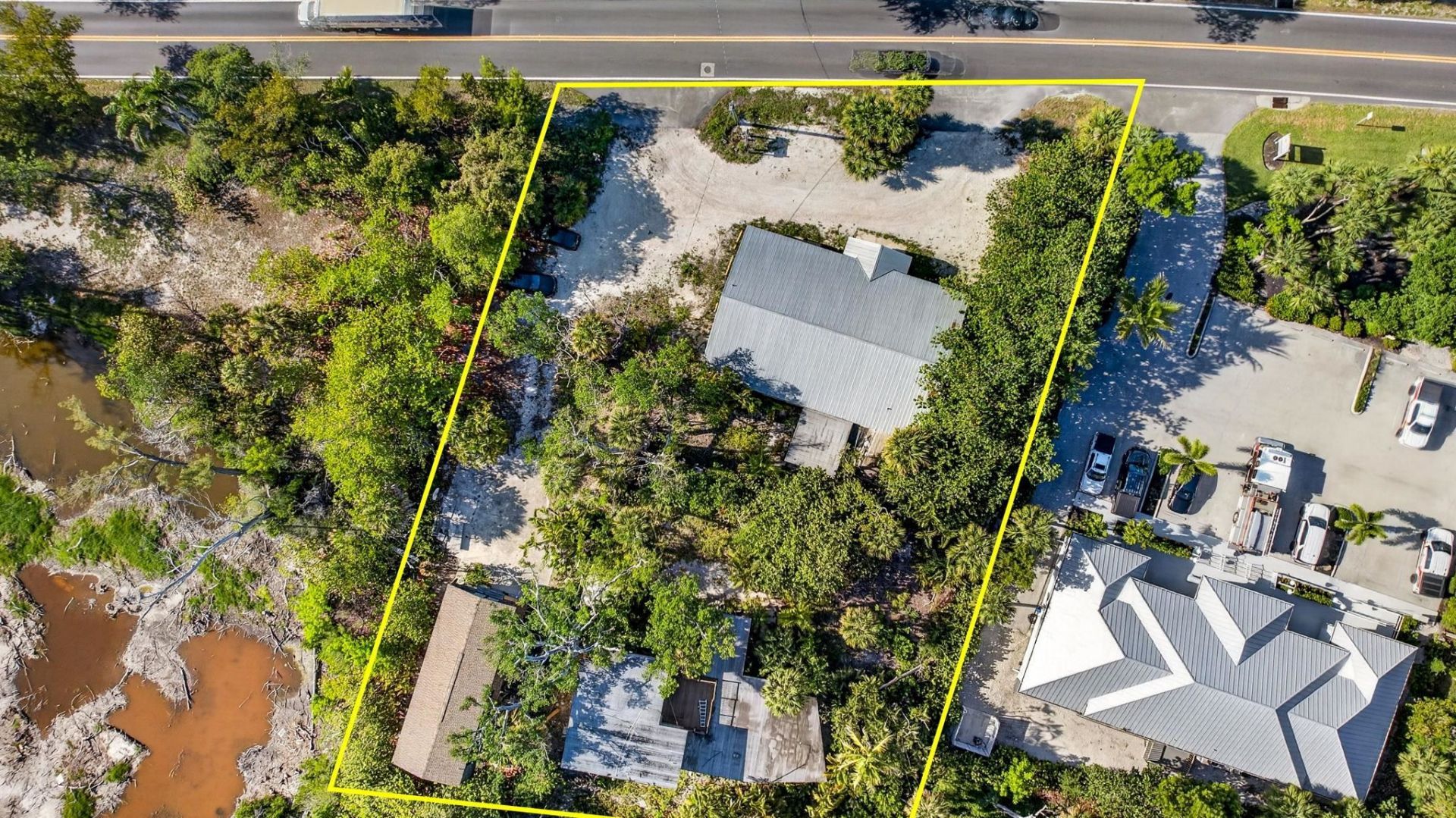 1446 Periwinkle Way, Sanibel, FL 33957 Photo