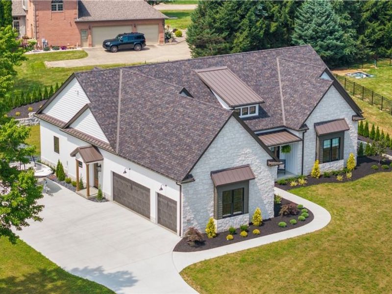 8484 Ivy Hill Drive, Poland, OH 44514 Photo 33