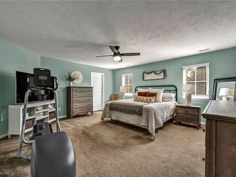 8852 Hazelwood Run , North Ridgeville, OH 44039 Photo 15