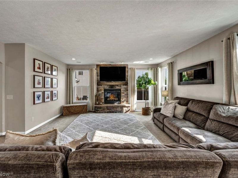 8852 Hazelwood Run , North Ridgeville, OH 44039 Photo 5