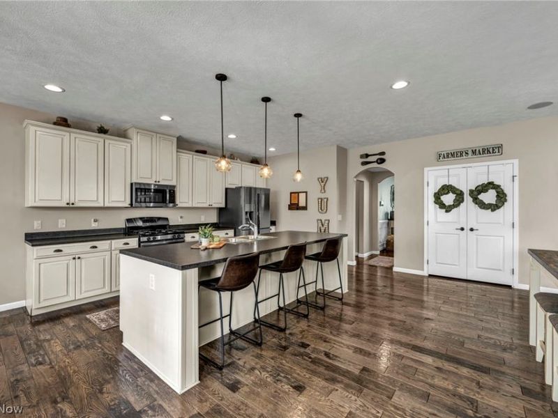 8852 Hazelwood Run , North Ridgeville, OH 44039 Photo 9