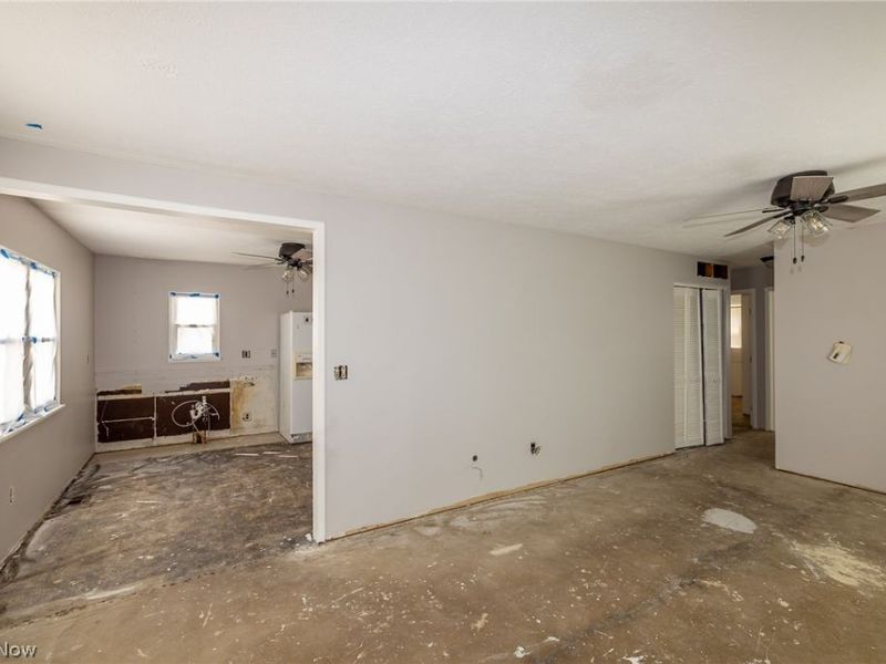 527 Monroe Boulevard , Painesville, OH 44077 Photo 11