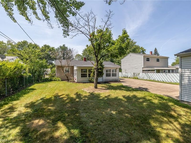 527 Monroe Boulevard , Painesville, OH 44077 Photo 2