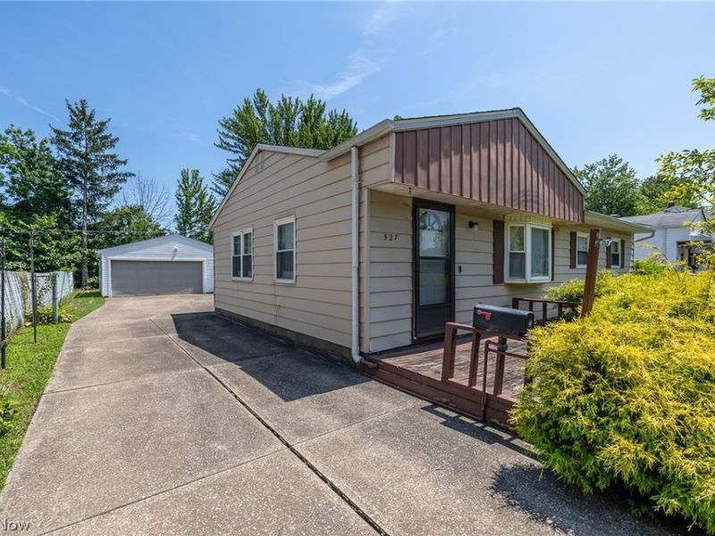527 Monroe Boulevard , Painesville, OH 44077 Photo 4