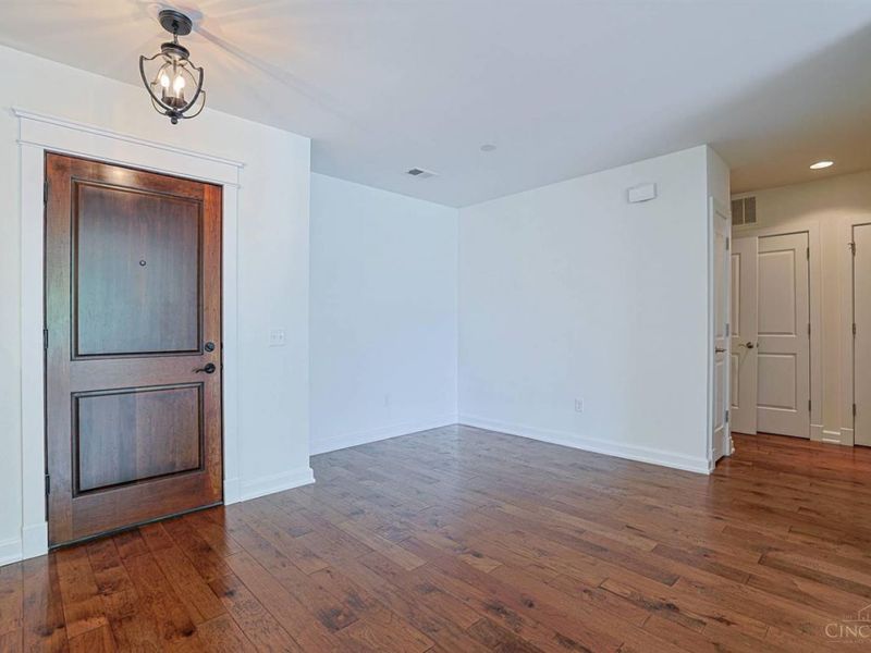 3901 West Street, Unit 208, Mariemont, OH 45227 Photo 10
