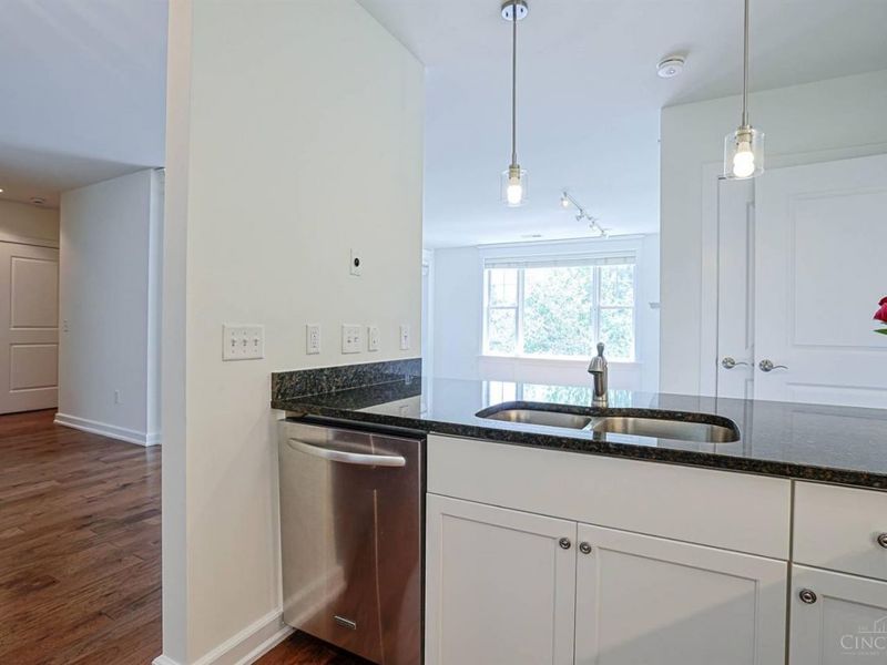 3901 West Street, Unit 208, Mariemont, OH 45227 Photo 15