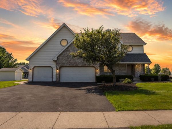 9302 Mallard Lane, St. John, IN 46373