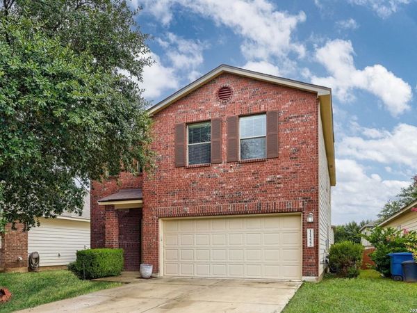 11222 Blue Fax Field, Helotes, TX 78023