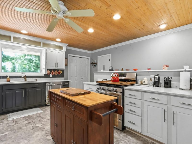 2221 Mifflin Avenue, Ashland, OH 44805 Photo 7