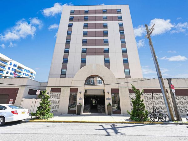 360 Shore Road, Unit 4K, Long Beach, NY 11561