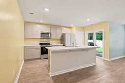 548 Talisman Trail photo 4