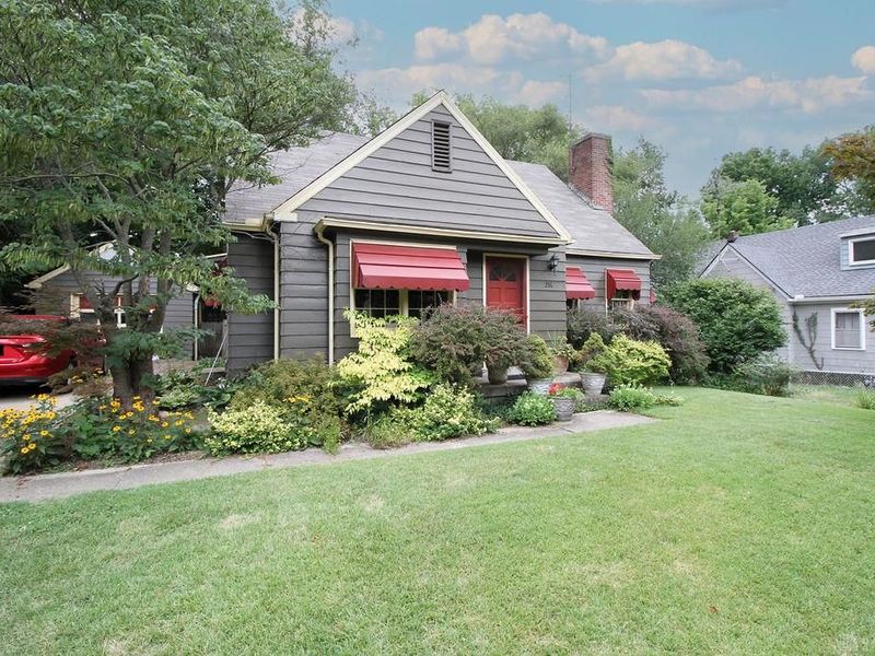 214 Valleyview Drive, Dayton, OH 45405 Photo 3