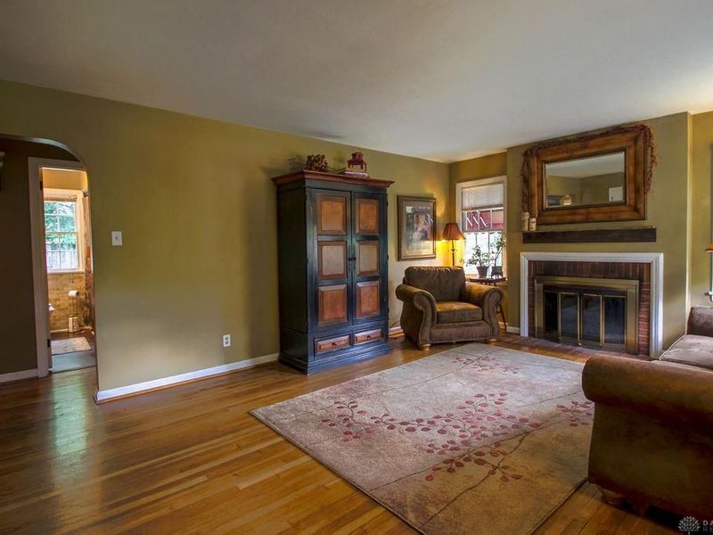 214 Valleyview Drive, Dayton, OH 45405 Photo 5