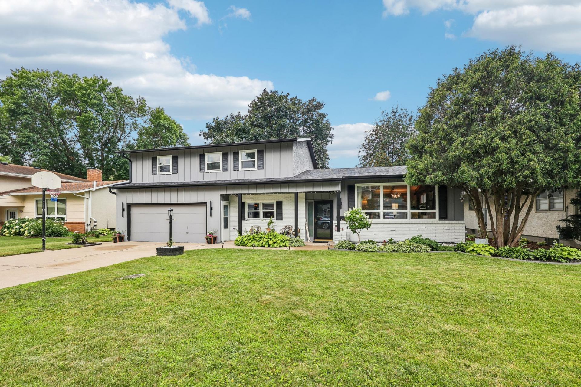 1219 Galvin Avenue, West Saint Paul, MN 55118