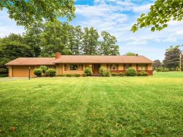 7216 Woodchuck Hill Road, Fayetteville, NY 13066
