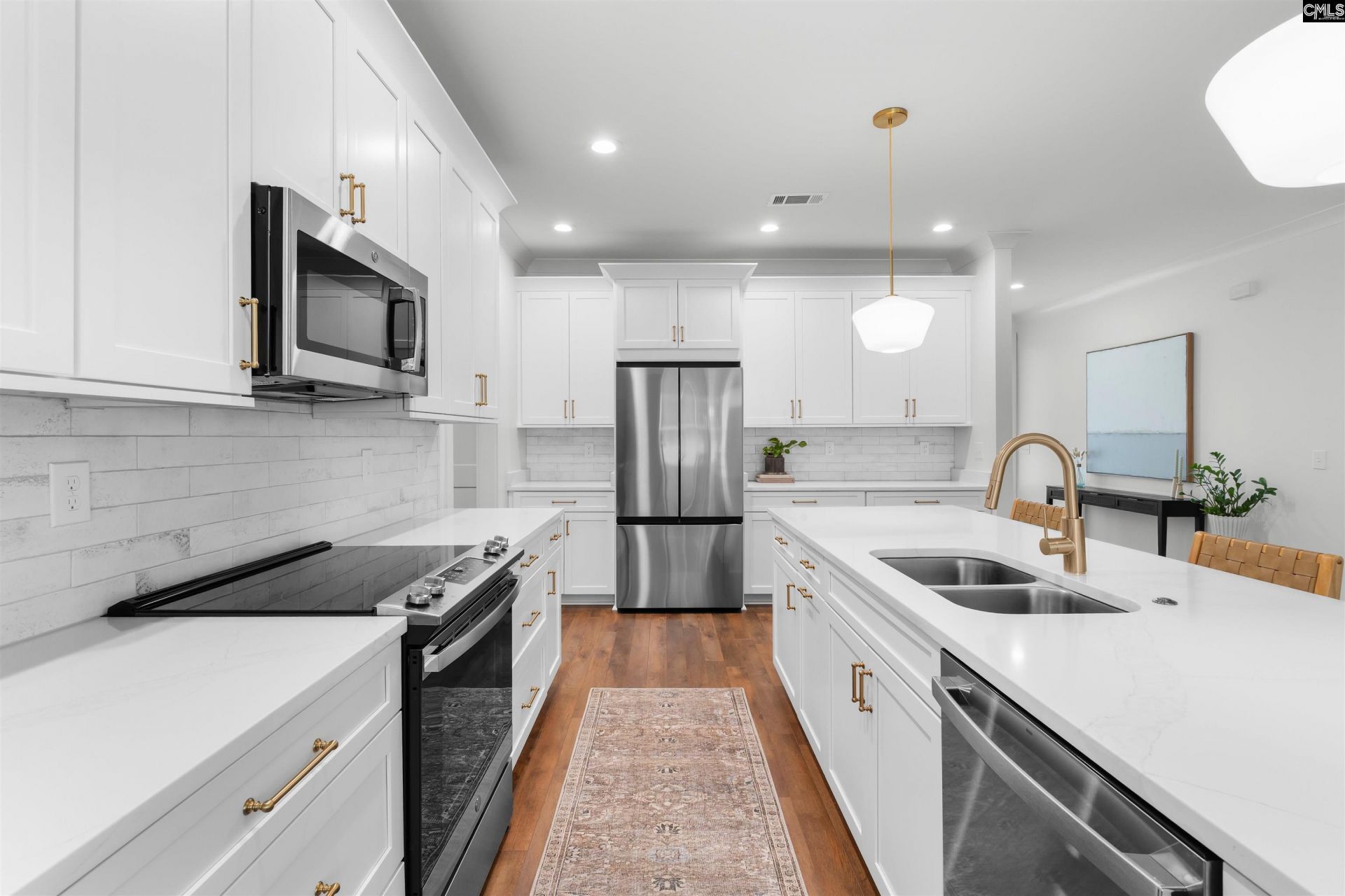 6200 Lakeshore Drive  Photo 10