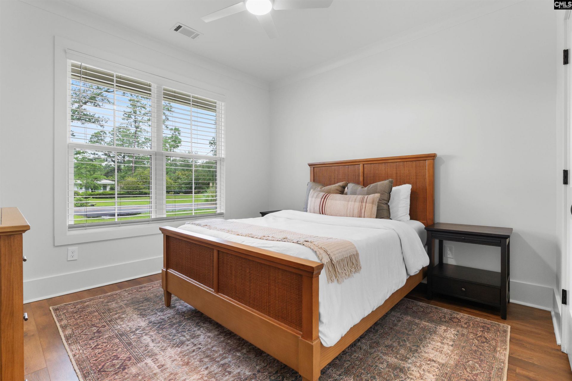 6200 Lakeshore Drive  Photo 24