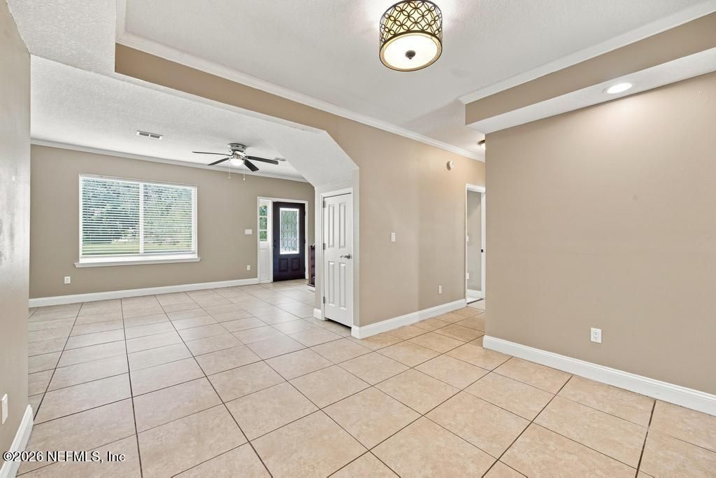 9777 Carbondale Drive W, Jacksonville, FL 32208 Photo