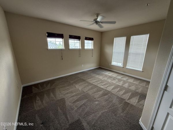 8290 GATE Parkway W, Unit 620, Jacksonville, FL 32216