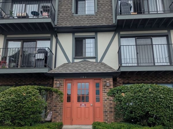 102 Steeple Drive , Unit F, Buffalo Grove, IL 60089