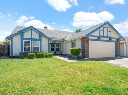 8660 N Delahye Cir, Sacramento, CA 95828 Photo
