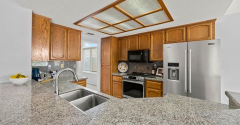 8660 N Delahye Cir, Sacramento, CA 95828 Photo