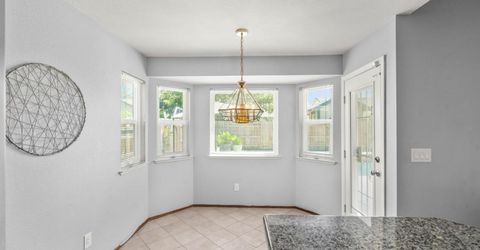 8660 N Delahye Cir, Sacramento, CA 95828 Photo