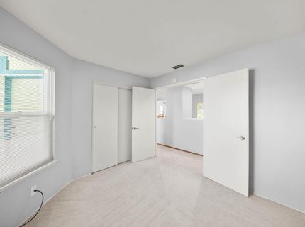 8660 N Delahye Cir, Sacramento, CA 95828 Photo