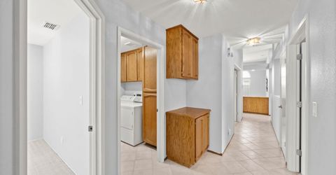 8660 N Delahye Cir, Sacramento, CA 95828 Photo