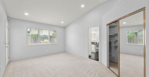8660 N Delahye Cir, Sacramento, CA 95828 Photo