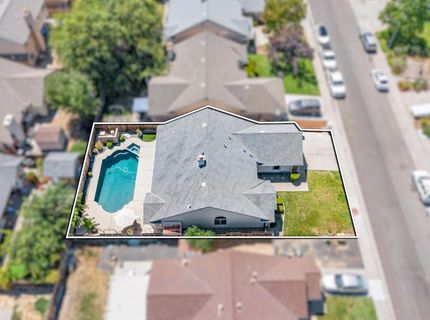 8660 N Delahye Cir, Sacramento, CA 95828 Photo