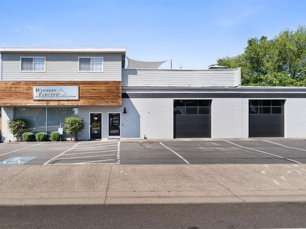 2937 Merriman Road, Medford, OR 97501