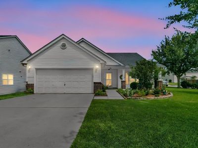 558 Holiday Drive, Summerville, SC 29483