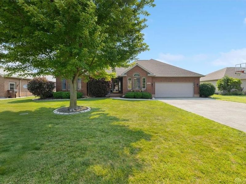 105 Sierra Lane, Arcanum, OH 45304 Photo 4