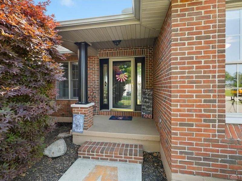 105 Sierra Lane, Arcanum, OH 45304 Photo 5