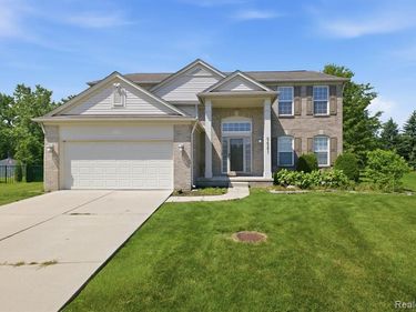 56291 Hastings Drive, Macomb Twp, MI 48042