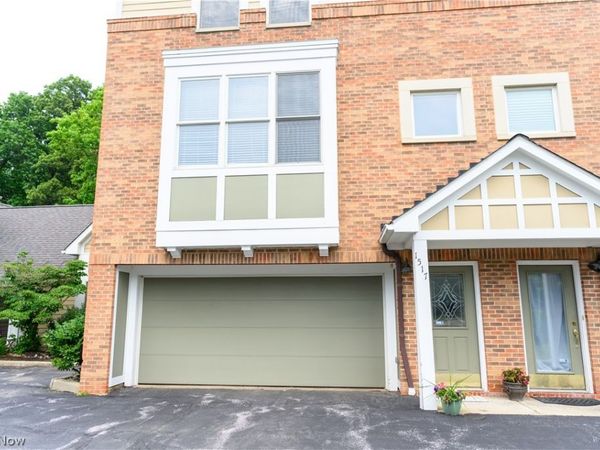 1517 Huntington Lane, Cleveland Heights, OH 44118