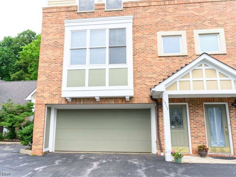 1517 Huntington Lane , Cleveland Heights, OH 44118 Photo 2