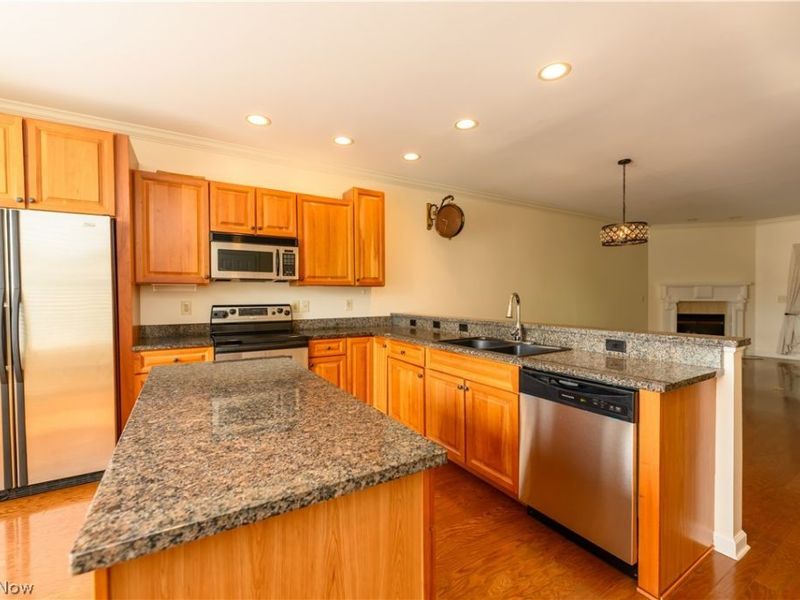 1517 Huntington Lane , Cleveland Heights, OH 44118 Photo 3