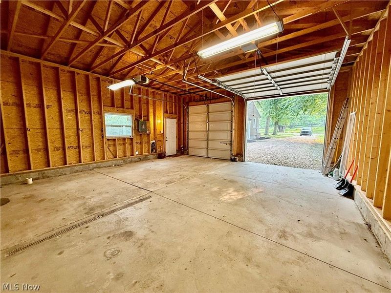 6550 Manchester Road, New Franklin, OH 44216 Photo 32