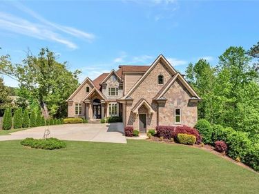 4621 QUAIL Court, Flowery Branch, GA 30542